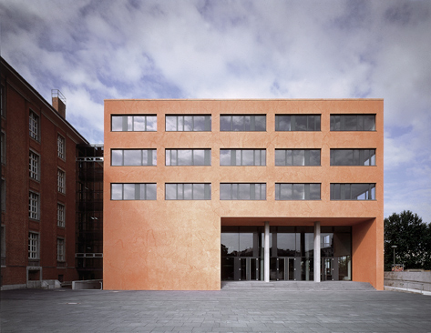 oberstufenzentrum fuer sozialversicherung, eingang